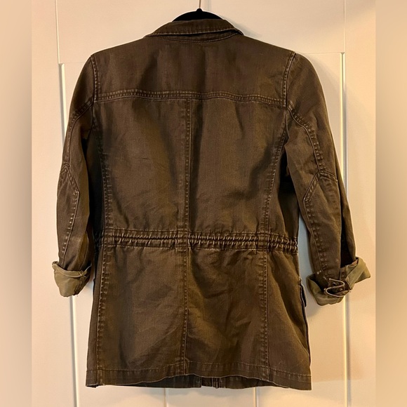 J Crew olive green relaxed boyfriend jacket with adjustable waist. - Picture 3 of 4